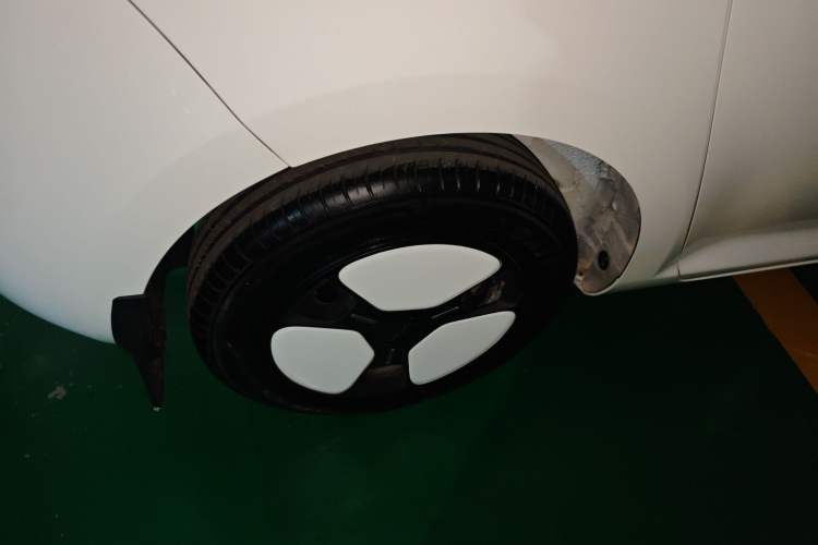 Used CHANGAN NEVO Lumin 2025 301km Honey Dew Edition Right Rear Wheel Hub