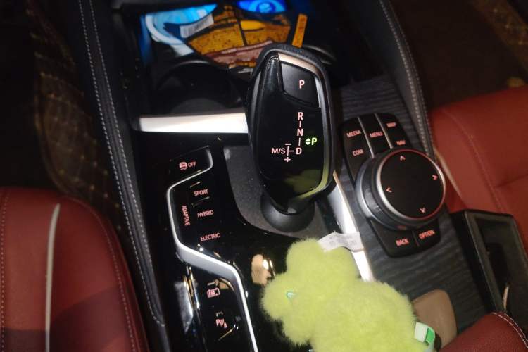 Used BMW 5 Series New Energy 2021 Restyled 535Le M Sport Package Gear Lever