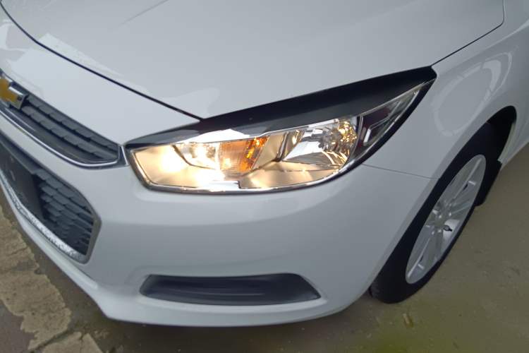 Used Chevrolet Cruze 2015 1.5L Automatic Fashion Navigation Edition
