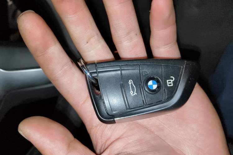 Used BMW X1 2020 sDrive20Li Premium Edition Vehicle Key