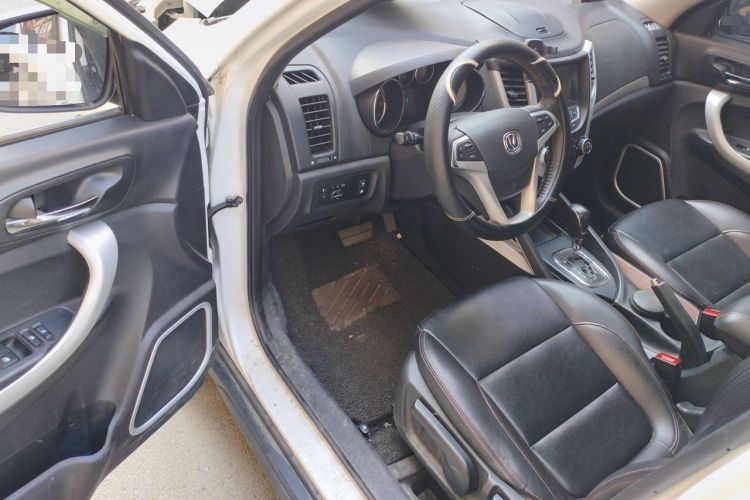 Used CHANGAN CS35 2015 1.6L Automatic Prestige Model China IV Standard
