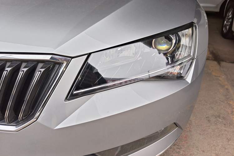 Used Skoda Superb 2018 TSI280 DSG Comfort Edition China VI Standard
