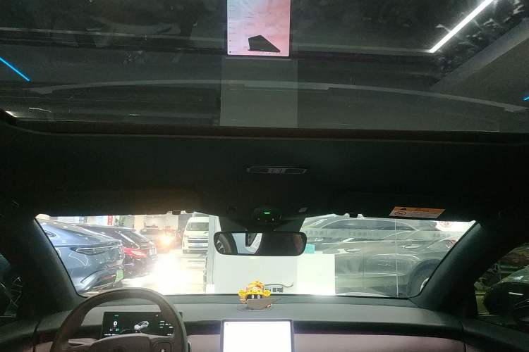 Used Nio ET5T 2024 75kWh Touring Headliner