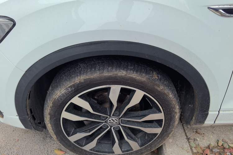 Used Volkswagen T-ROC 2020 280TSI DSG Two-Wheel Drive R-Line Pro
