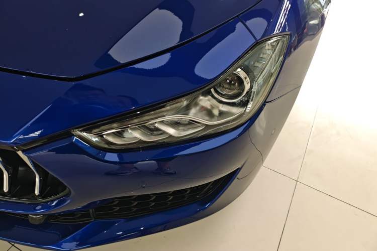 Used Maserati Ghibli 2019 3.0T Standard Version China VI Left Front Headlight