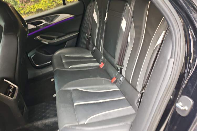 Used Hongqi H6 2023 2.0T ZhiShang Version