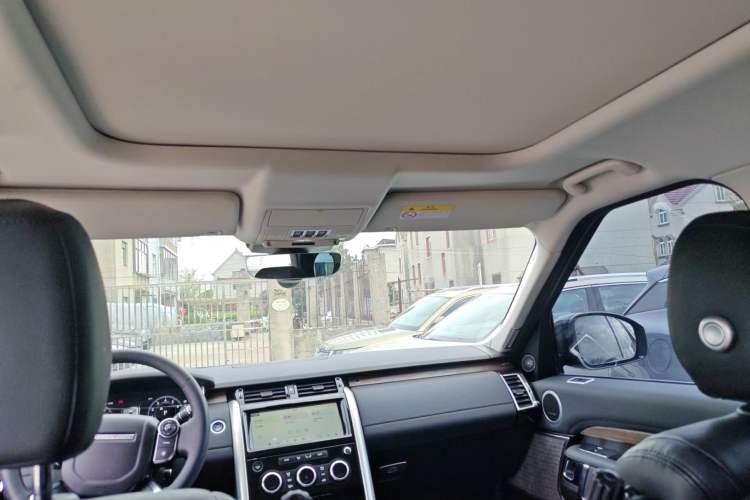 Used Land Rover Discovery 2018 3.0 SC V6 HSE Headliner