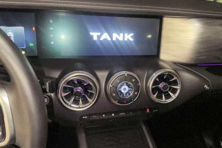 Used Tank 300 2023 2.0T Iron Rider 02