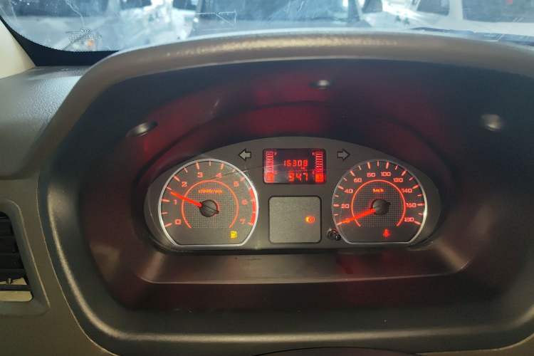 Used Wuling Rongguang S 2023 1.5L Basic Enclosed-Window Vehicle 2 Seats
