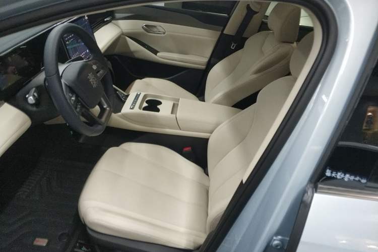 Used BYD Qin L 2025 EV 545KM Beyond Version
