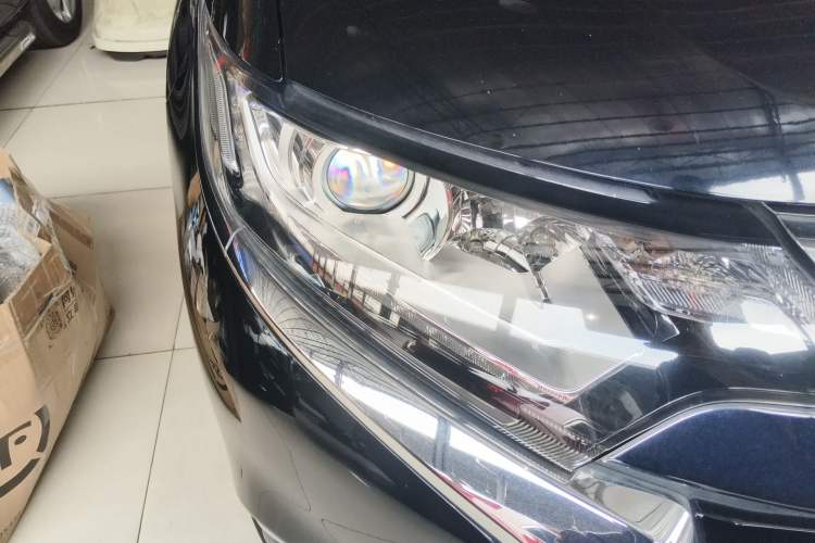 Used Mitsubishi Outlander 2018 2.0L Two-Wheel Drive Glory Edition 5 Seats Right Front Headlight