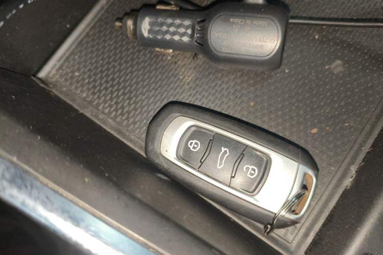 Used Geely Auto Vision X3 2021 PRO 1.5L CVT Deluxe Model
