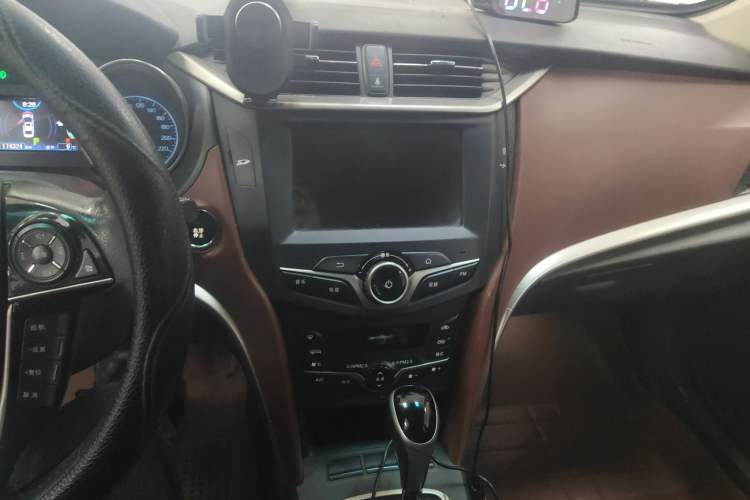 Used BYD G5 2014 1.5TID Automatic Flagship Model