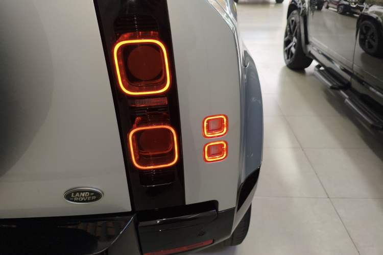 Used Land Rover Defender 2022 110 P400 X-DYNAMIC HSE