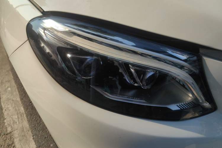 Used Mercedes-Benz GLE 2015 GLE 400 4MATIC Right Front Headlight