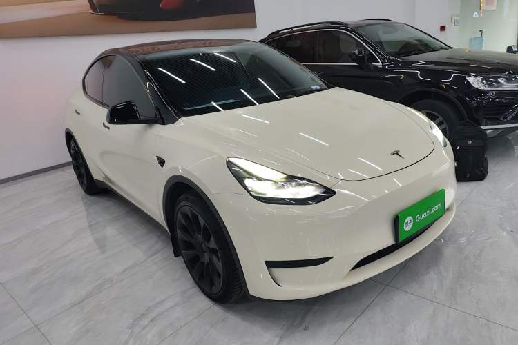 Used Tesla Model Y 2022 Rear-Wheel-Drive Version
