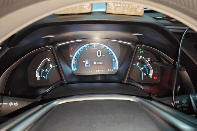 Used Honda Civic 2021 HATCHBACK 220TURBO CVT New Trendsetter Instrument Cluster