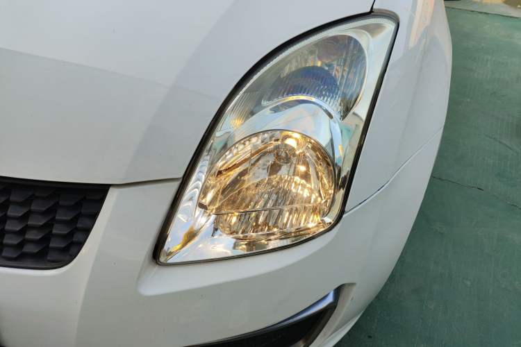 Used Suzuki Swift 2014 1.3L Manual Standard Edition