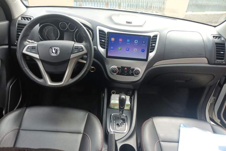 Used Changan CS35 2014 1.6L Automatic Luxury Model China IV Standard