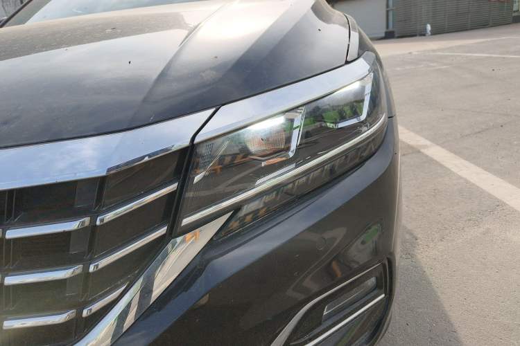 Used Volkswagen Passat 2019 330TSI Elite Edition China VI Left Front Headlight