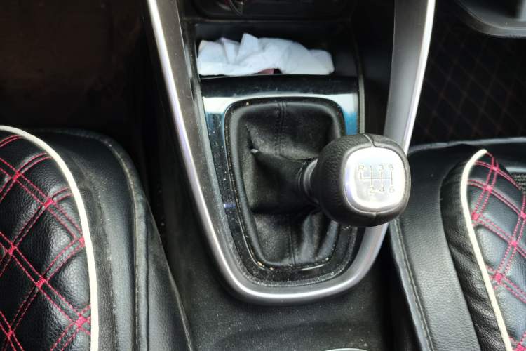 Used Baojun 510 2017 1.5L Manual Fashion Model
