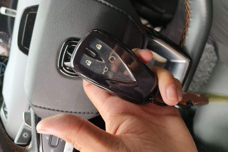 Used CHANGAN UNI-V 2022 1.5T Prestige Version
