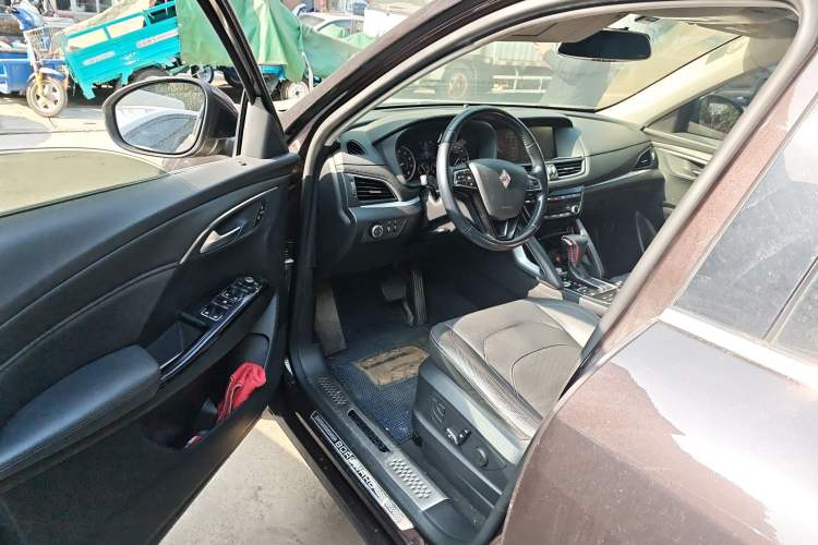 Used BORGWARD BX7 2016 28T Two-Wheel Drive Luxury Version 6 Seats