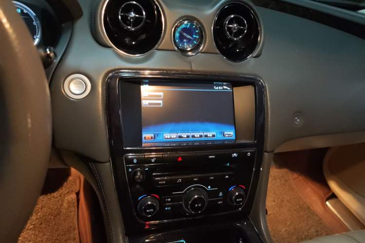 Used Jaguar XJ 2011 XJL 3.0 Panoramic Business Edition