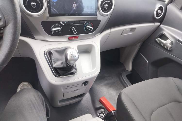 Used JAC Refine M3 2022 PLUS Standard Model 1.5T
