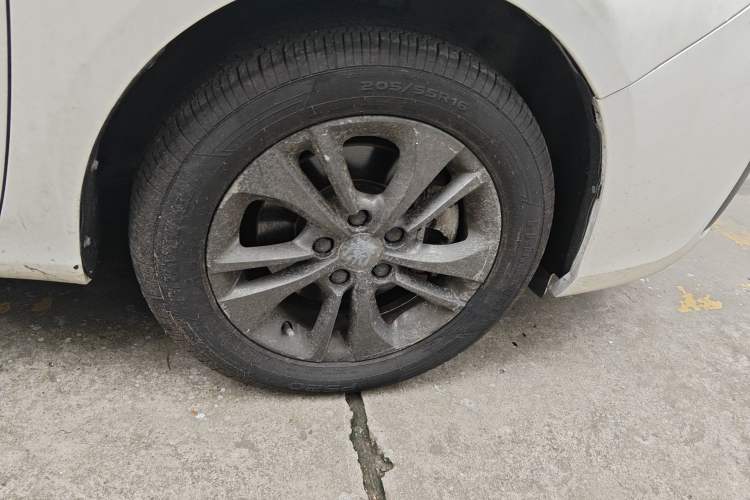 Used BYD Qin New Energy 2017 1.5T Luxury Model