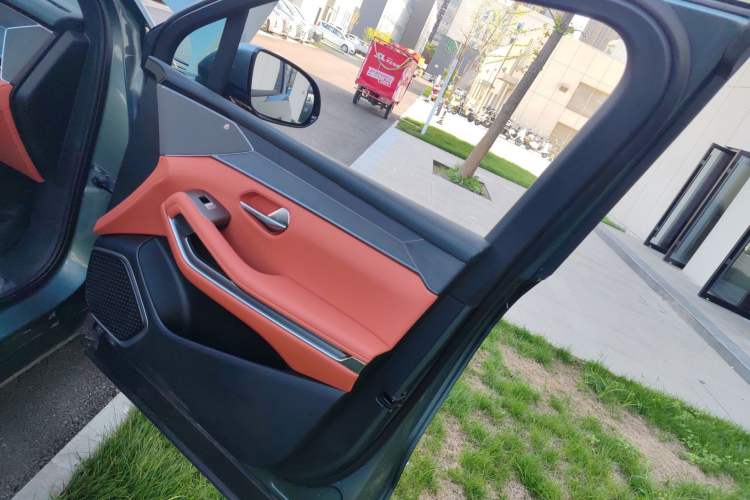 Used BYD Tang L 2025 EV 670KM LiDAR Flagship Version