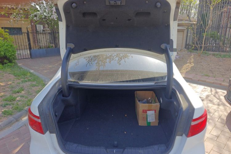 Used Jaguar XFL 2021 XFL 2.0T P200 Two-Wheel-Drive Elite Luxury Edition Trunk