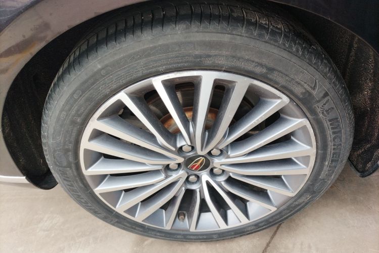 Used Hongqi H9 2020 2.0T Smart Connect Flagship Edition Right Rear Wheel Hub