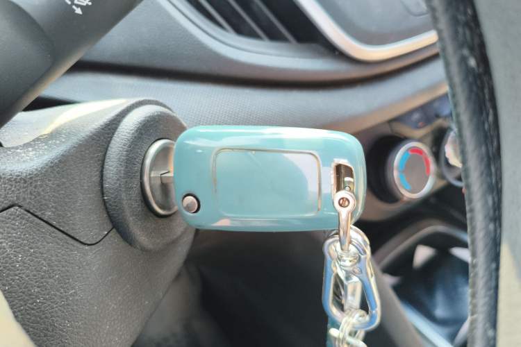 Used Chevrolet Cavalier 2019 320 Automatic Enjoyment with Sunroof Vehicle Key