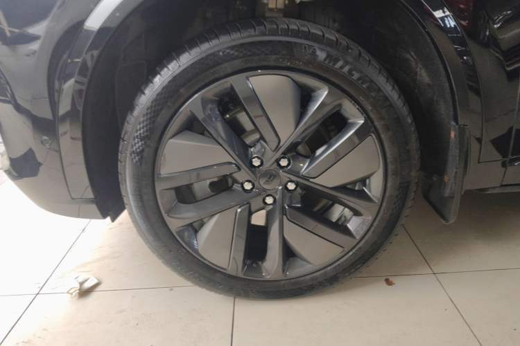 Used Li Auto L9 2024 Ultra Model
