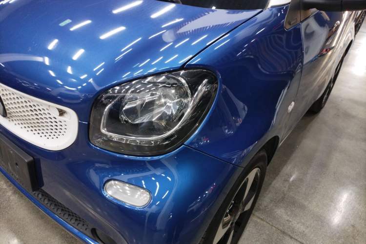 Used smart fortwo 2018 1.0L 52kW Hardtop Passion Edition China V Standard
