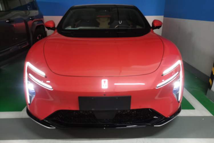 Used Avatr 06 2025 Pro Range-Extended Edition Front