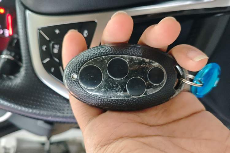 Used BYD Song MAX 2019 1.5T Automatic Smart Connect Ruiyi Sunroof Version 6 Seats China VI Standard
