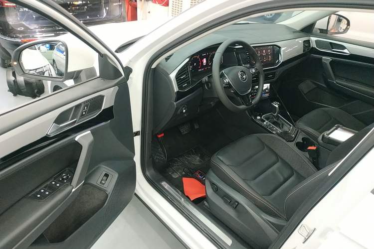 Used Volkswagen Tayron 2022 330TSI Two-Wheel Drive Luxury Smart Connectivity Version Driver Seat