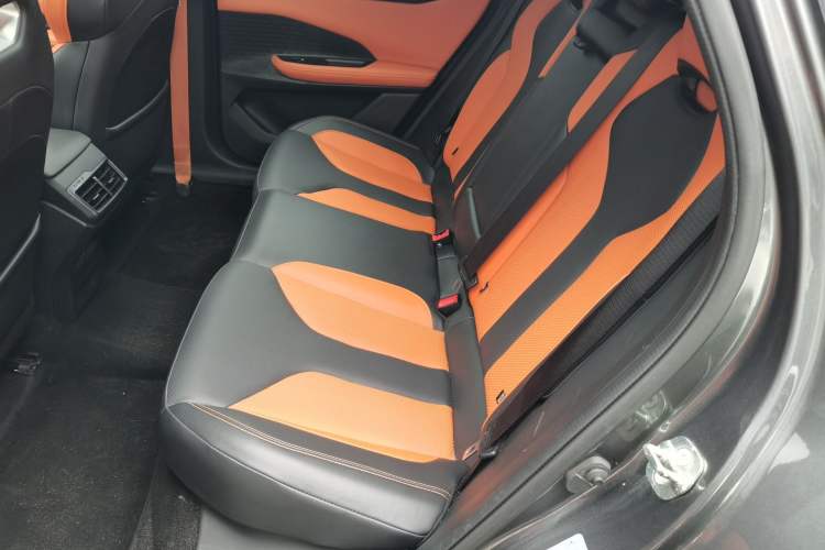 Used CHANGAN UNI-V 2023 1.5T Sport Edition
