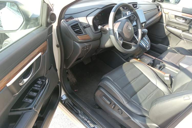 Used Honda CR-V 2021 240TURBO CVT 2WD Fashion Edition