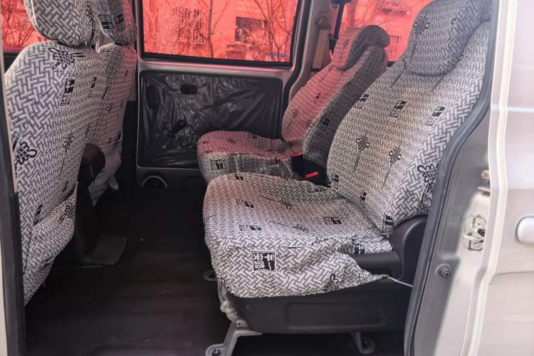 Used Wuling Hongguang V 2019 1.5L Jingqu Version China VI LAR Left Rear Seat