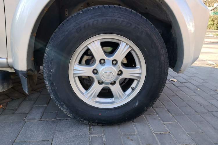 Used Great Wall Wingle 5 2017 2.0T European-Style Diesel Two-Wheel-Drive Elite Version with Large Double Cab – GW4D20B