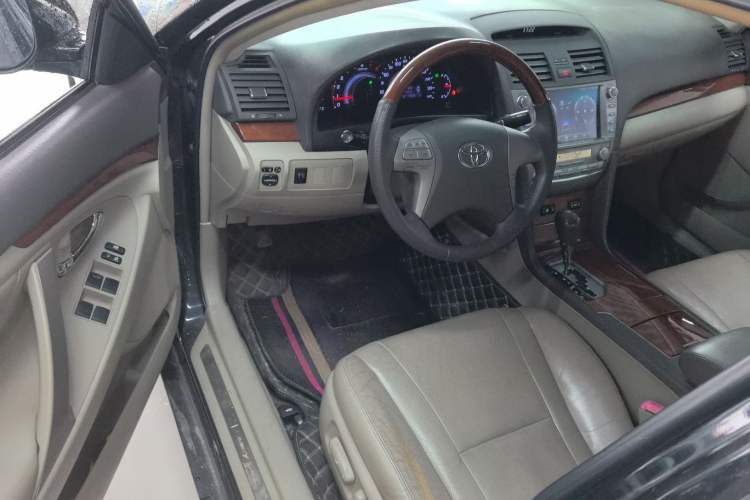 Used Toyota Camry 2013 200G Classic Luxury Edition