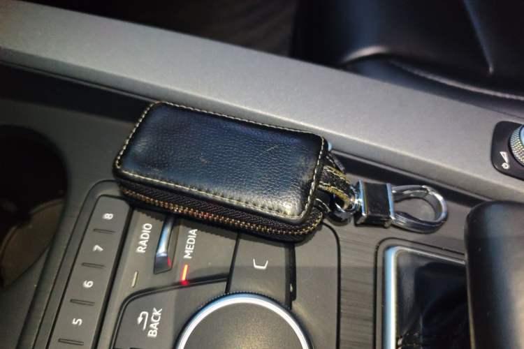 Used Audi A4L 2019 40 TFSI Ambition Version China V Vehicle Key