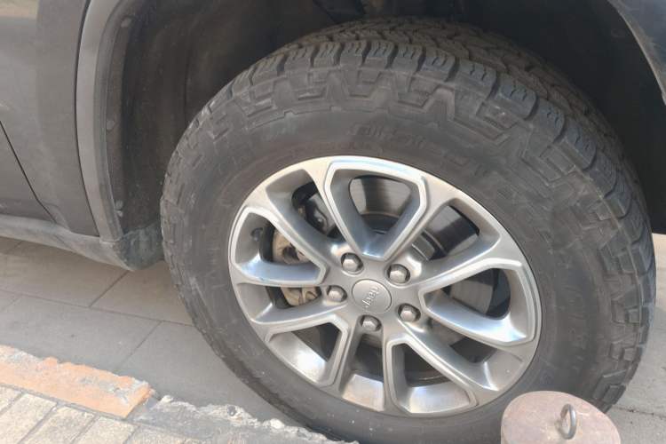 Used Jeep Grand Cherokee 2014 3.6L Elite Navigation Edition
