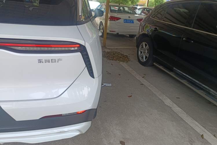 Used Venucia V DD-i 2023 110 km iE Version Right Rear Taillight