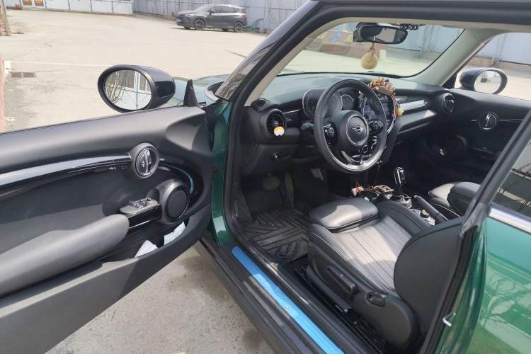 Used MINI 2021 2.0T COOPER S Artist Driver Seat