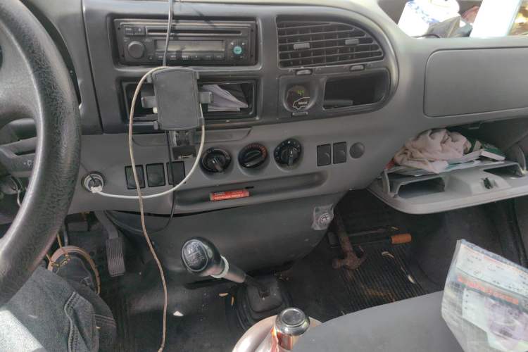 Used Ford Classic Transit 2013 2.8T Diesel Standard Version Short Wheelbase Mid-Roof JX493ZLQ4