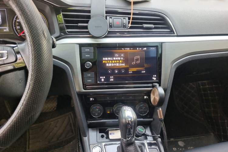 Used Volkswagen Lamando 2019 280TSI DSG Comfort Edition China VI standard